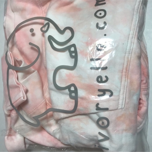 Ivory Ella Blush Tie-Dye Hoodie - Picture 5 of 6